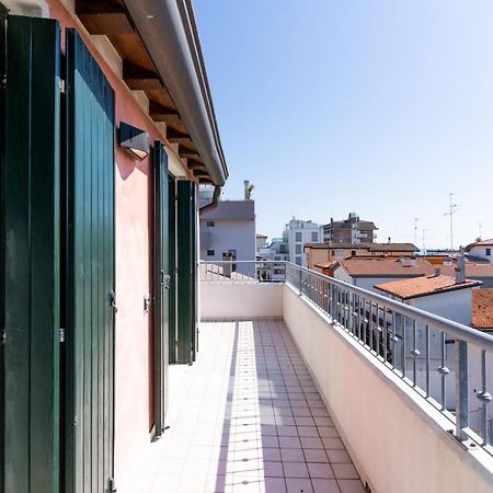Maestrale Canova Apartments Caorle Eksteriør bilde