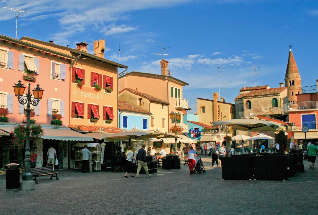 Maestrale Canova Apartments Caorle Eksteriør bilde